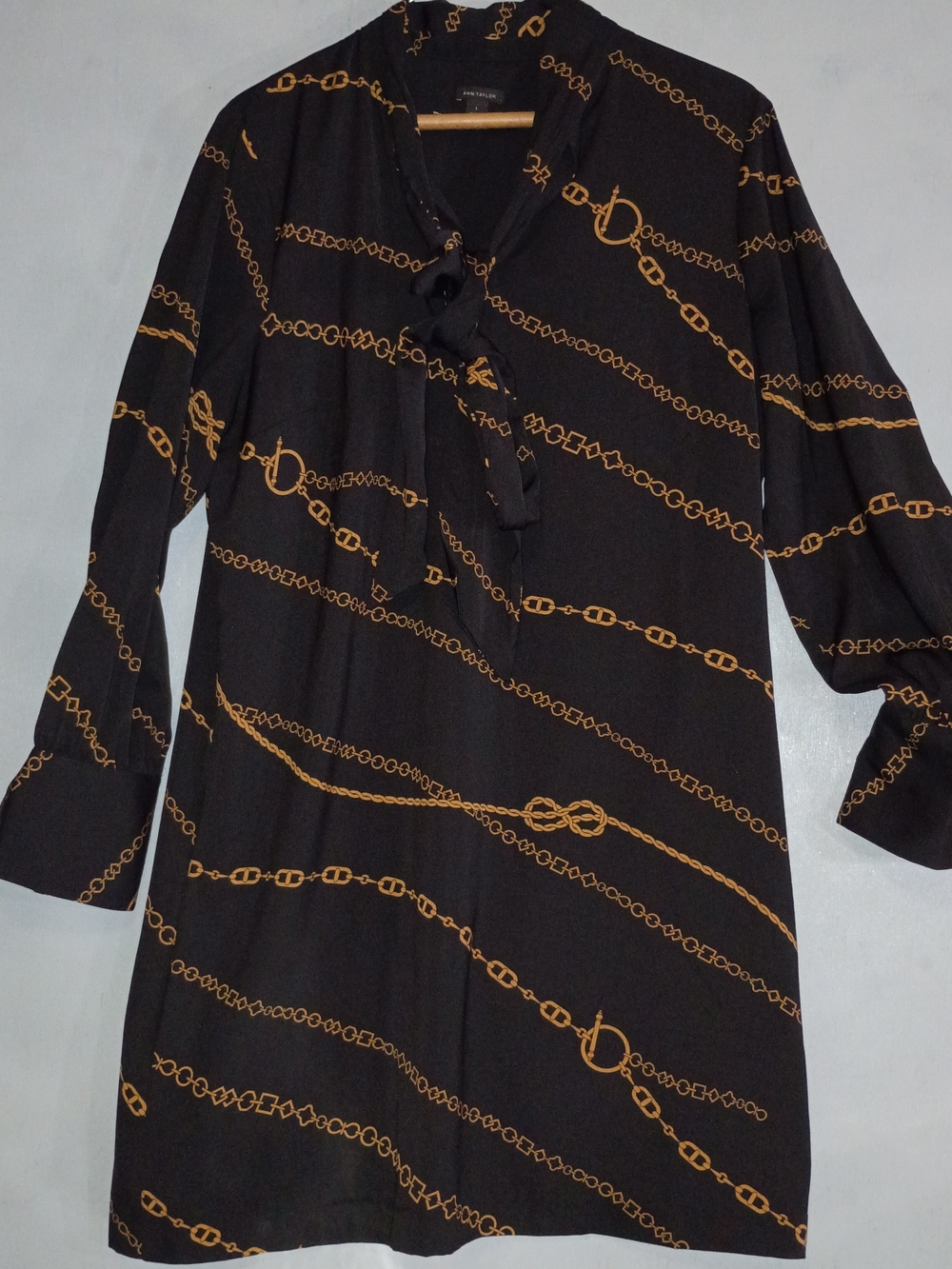 Ann Taylor Black Women's Garment Label